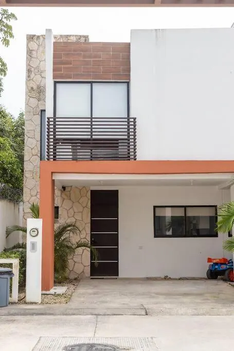 Casa Centrica Con Alberca-Cancún Hébergement de vacances